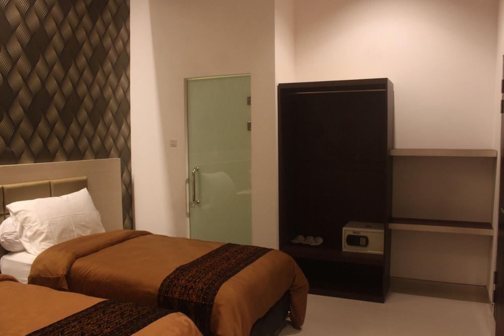 Tlogomas Guest House