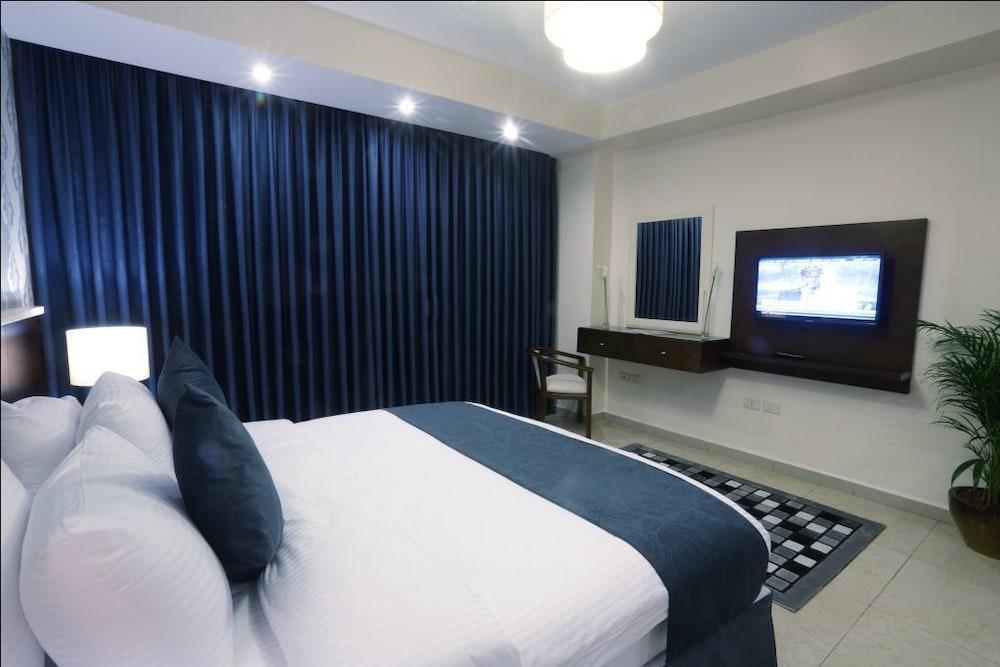 City Rose Hotel Suites