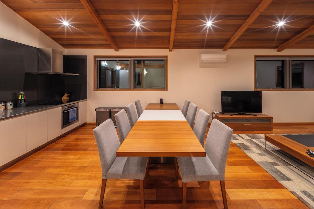 Bluebird Chalets by The Hakuba Collection