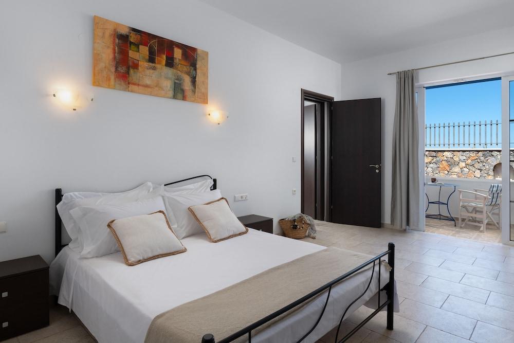 'Lindian Myth' Sea View Studios