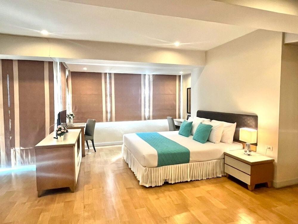 Sky Place Serviced Apartment