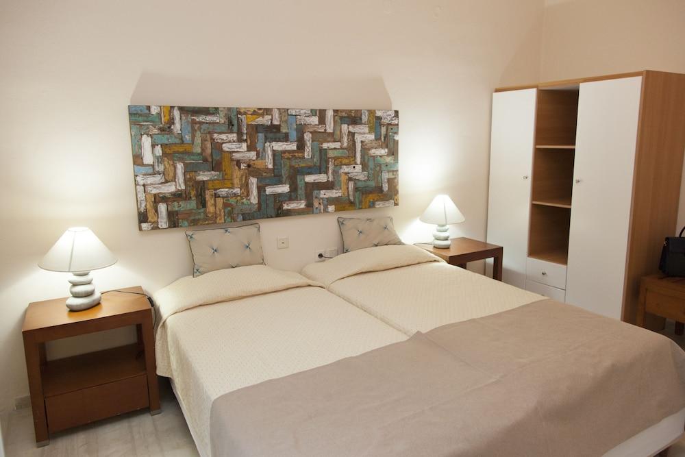 Troulakis Beach Hotel