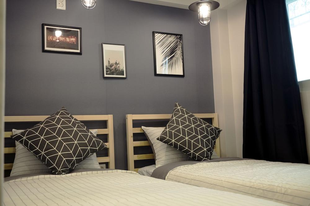 Whitetail Guesthouse - Hostel