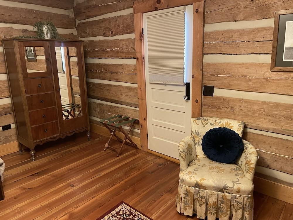 Silver Lake Bed and Breakfast