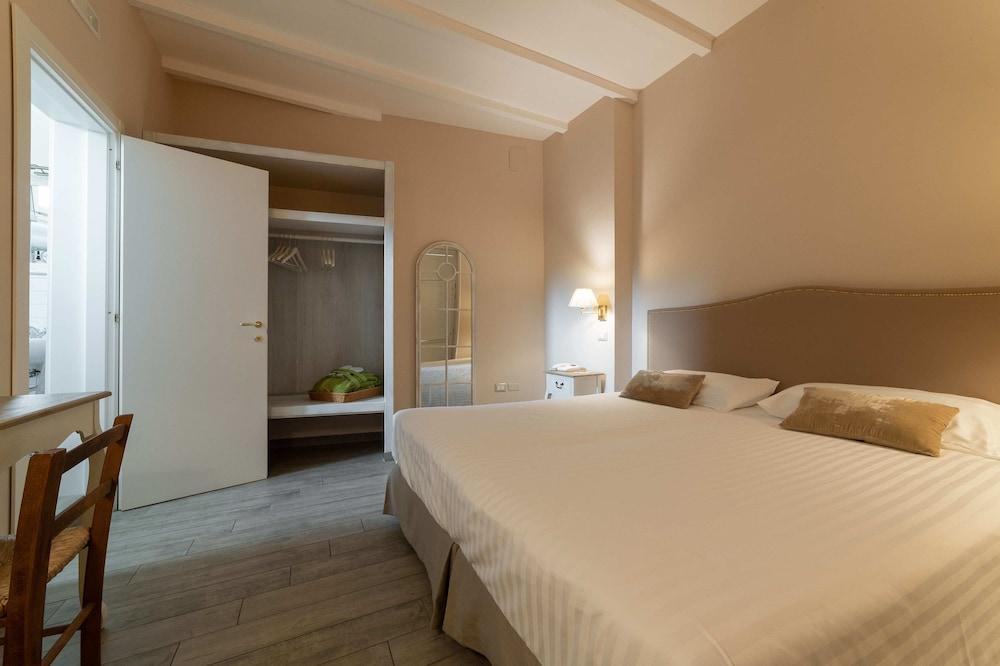 Cas'E Charming House