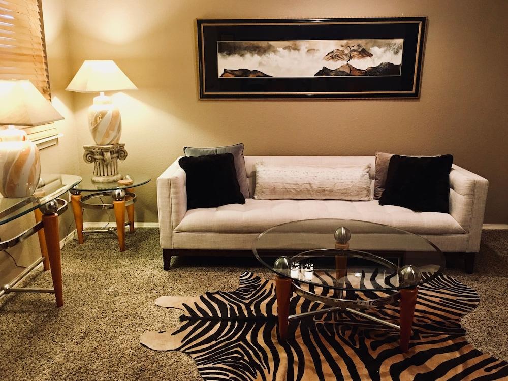 Romantic Branson Condo