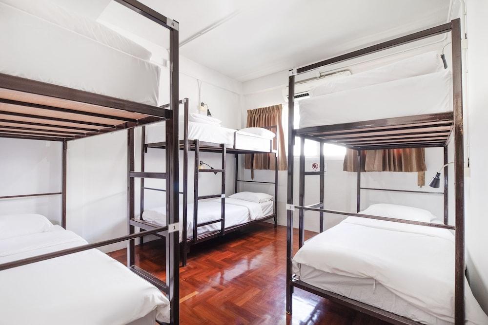 Bangkok Check Inn - Hostel
