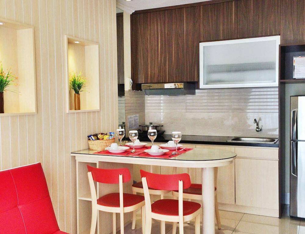 Ravarine Suite Apartment