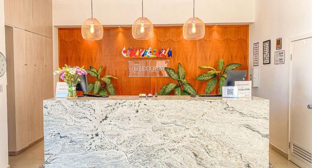 Eco Bay Hotel y Restaurant