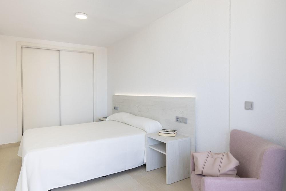 Aparthotel BCL Levante Lux