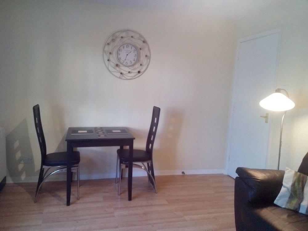 Edinburgh Palace Apartment