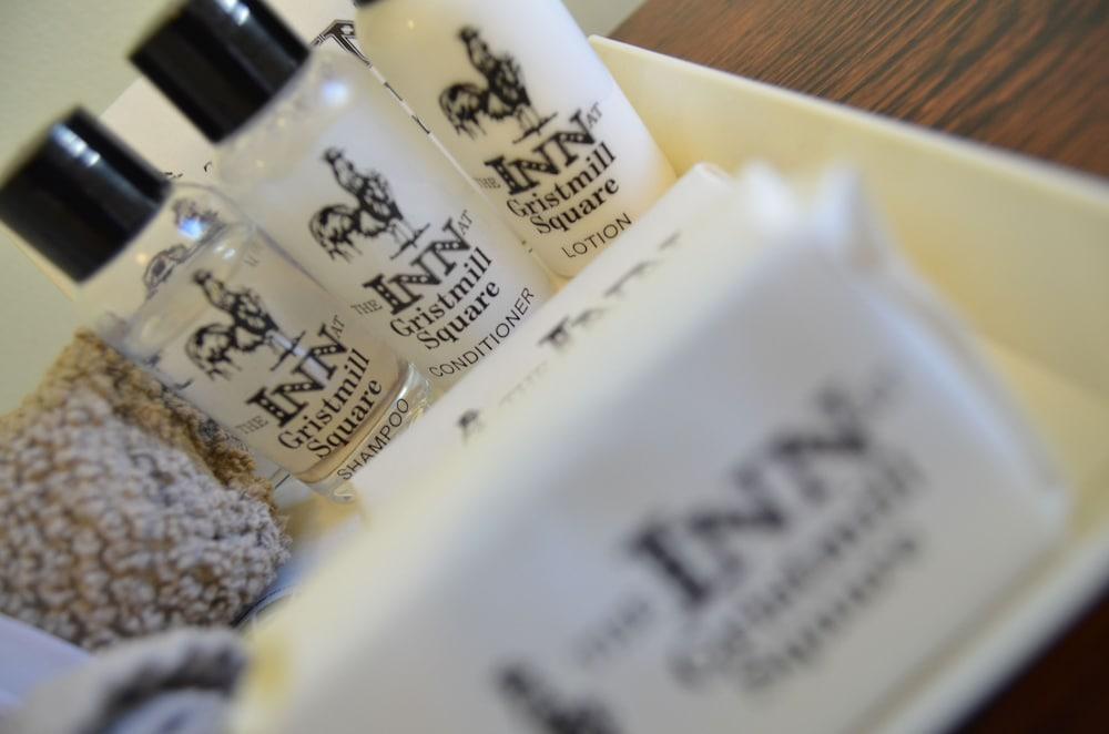 The Inn at Gristmill Square