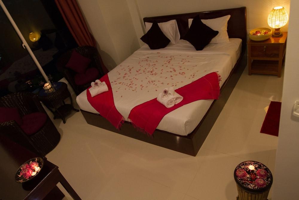 Richly Boutique Hotel & Hostel