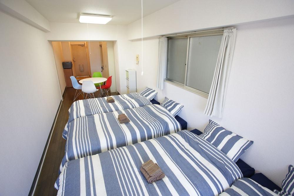 Castle Apartment Nezu