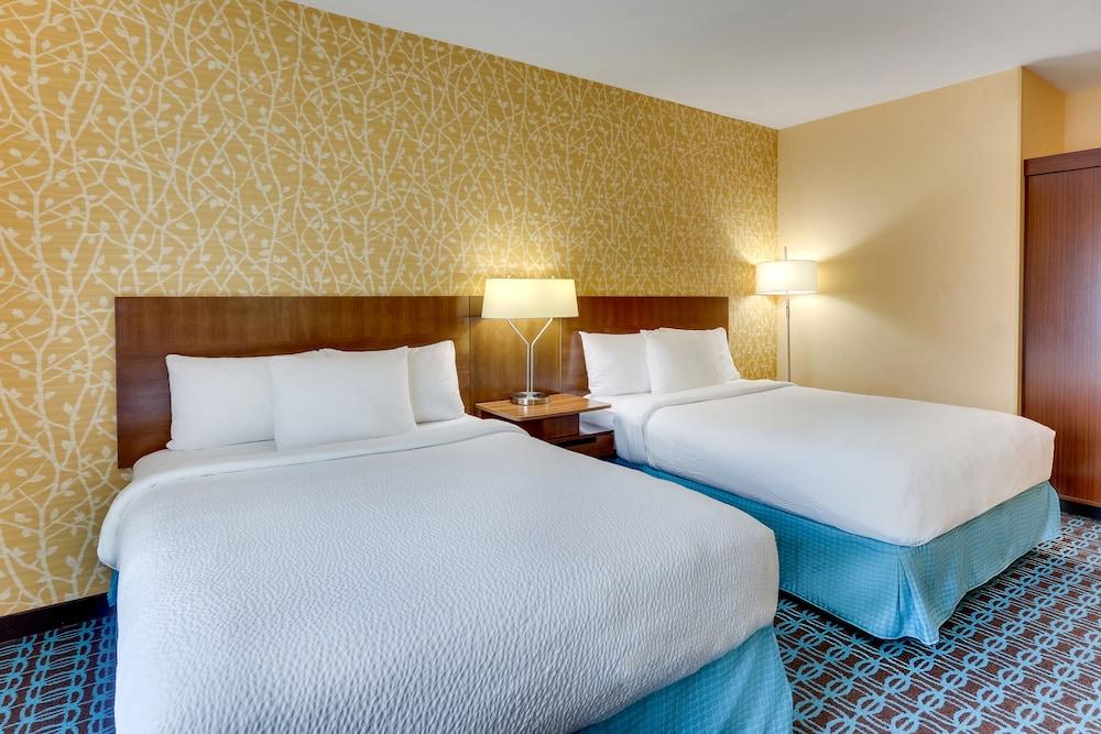 Fairfield Inn & Suites Dunn I-95