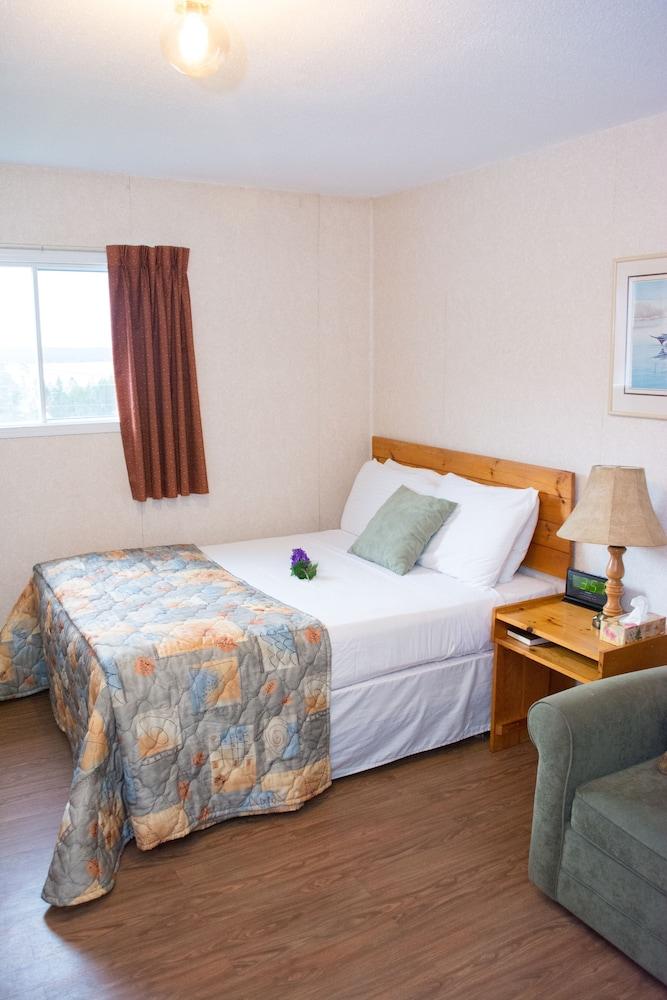 Mayflower Inn and Adventures