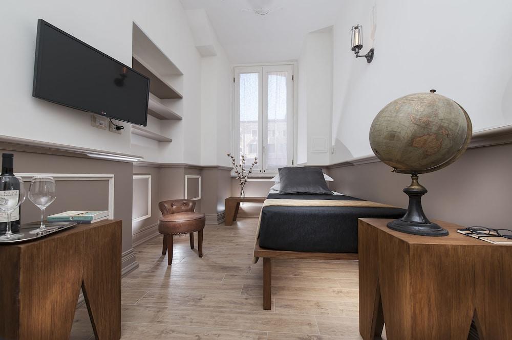 Côté Rome Colosseo