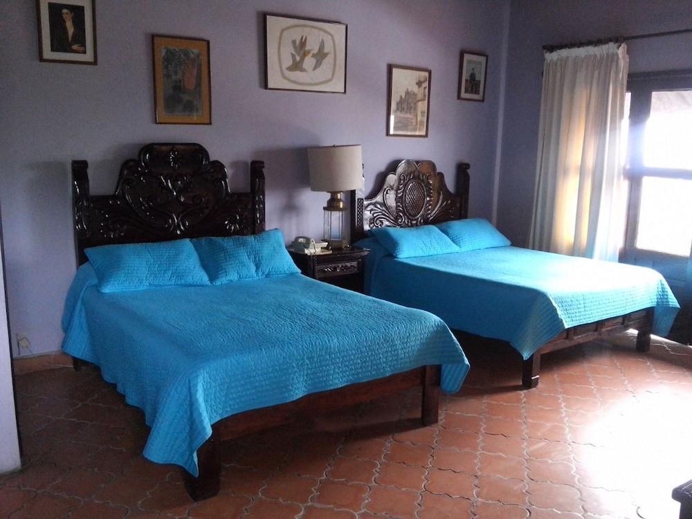 Hotel Suites El Mirador