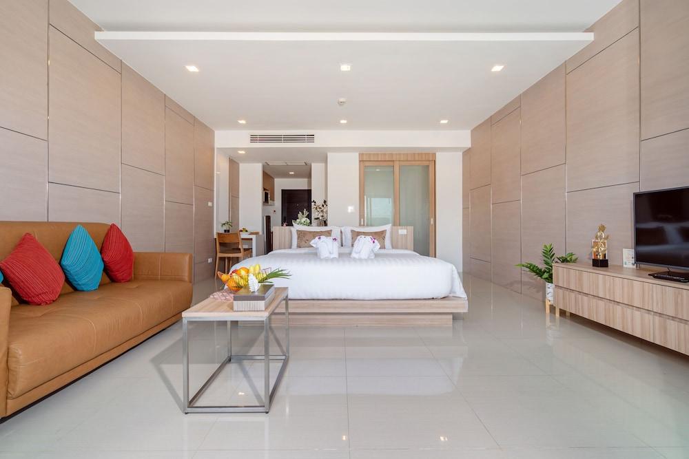 Patong Bay Hill Resort