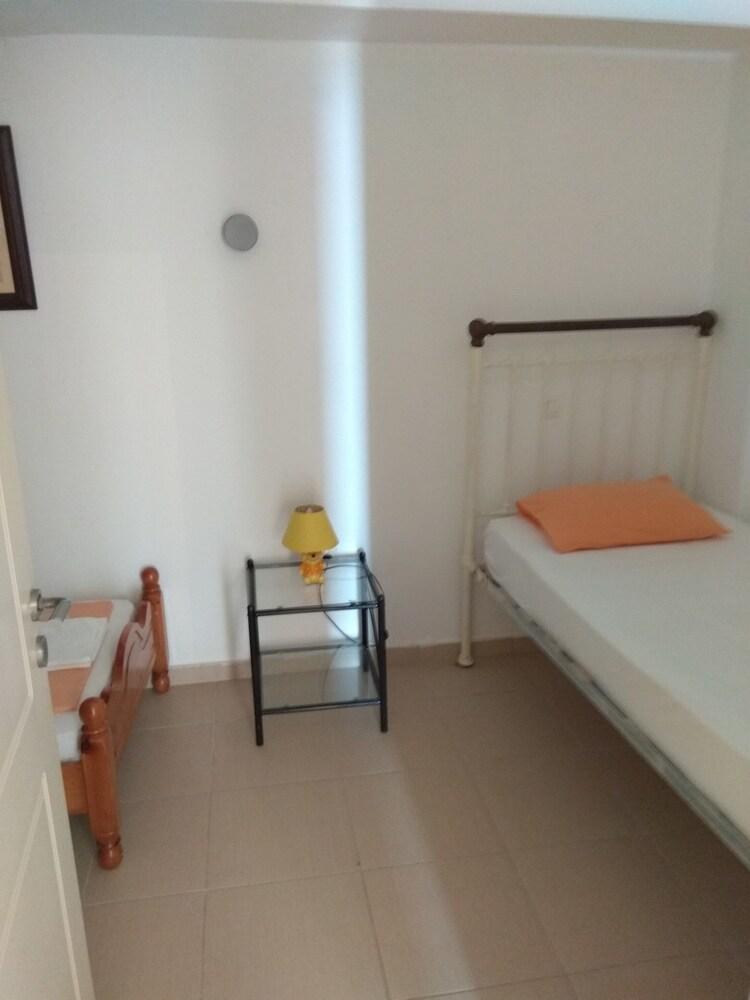 Sarakinos Apartments