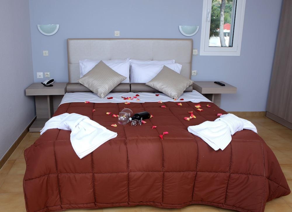 Sunset Paradise Resort