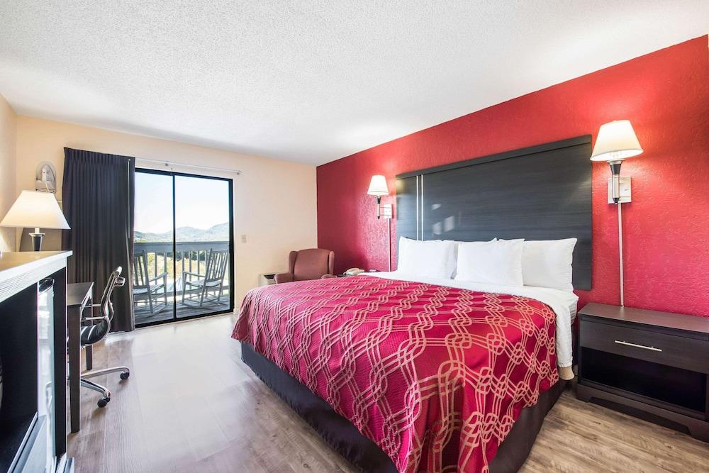 Econo Lodge Waynesville