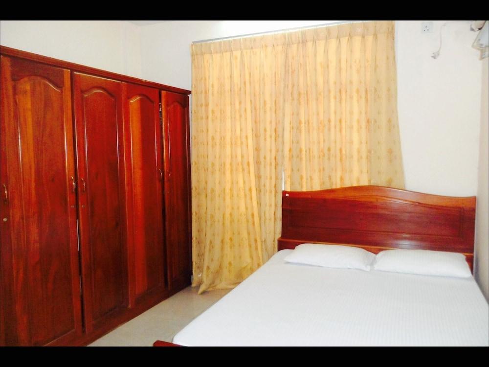 Colombo Apartments - Collingwood Place