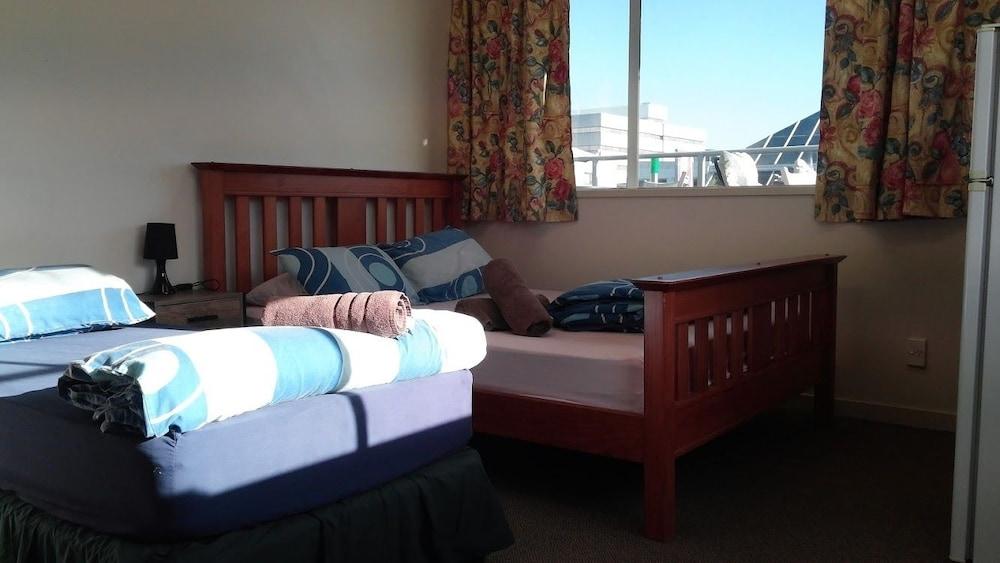 Backpackers Central Hamilton