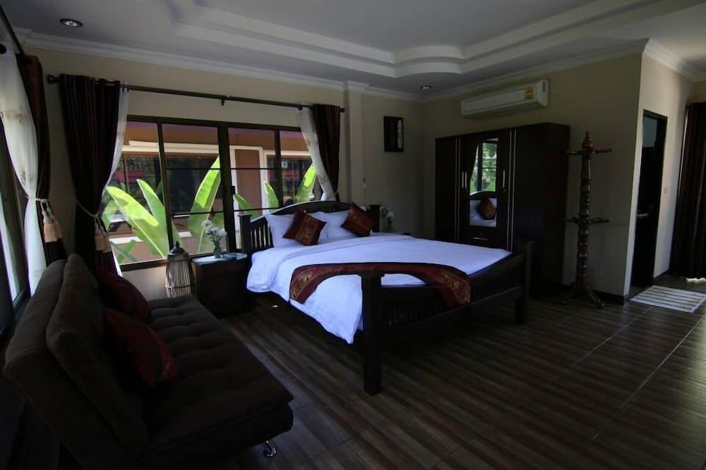 Little Teak Home Stay