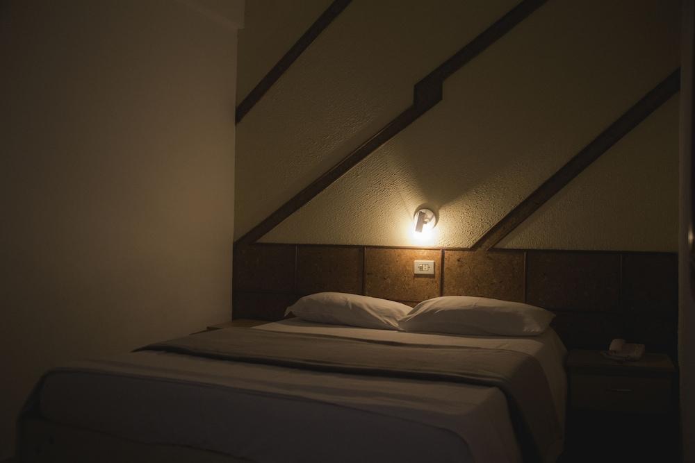 Bela Cintra Flat Service