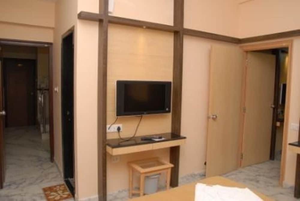 Hotel Manasa Paradise