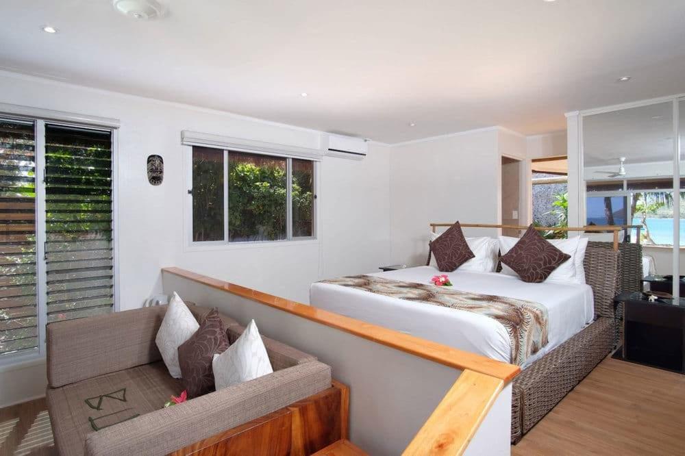 Nanuya Island Resort