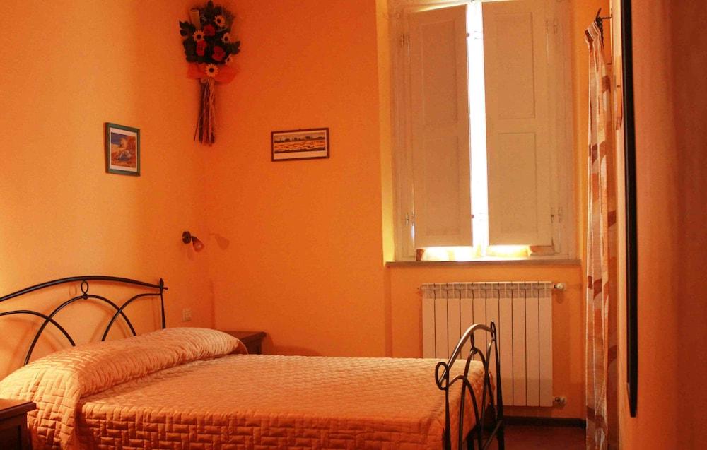 Bed & Breakfast Lucca Fora