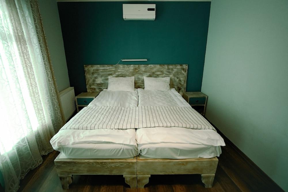 Hotel Kutaisi Globus