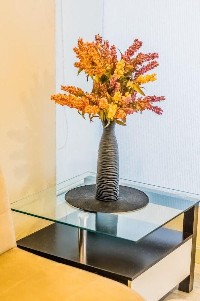 Marina Travellers Suite SKY Karamunsing