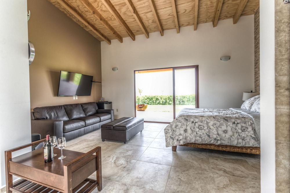 Hotel Matea San Isidro