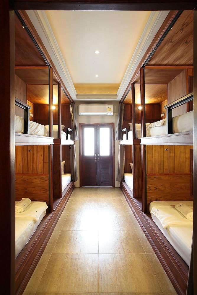 Hogwortz hostel Krabi