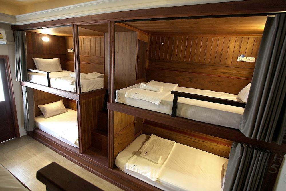 Hogwortz hostel Krabi