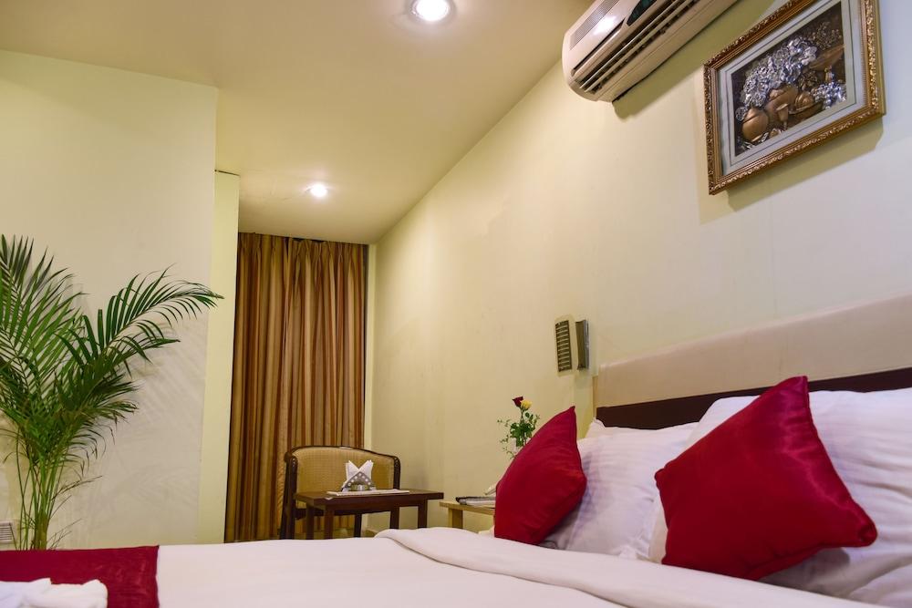 ZO Rooms Ameerpet Satyam