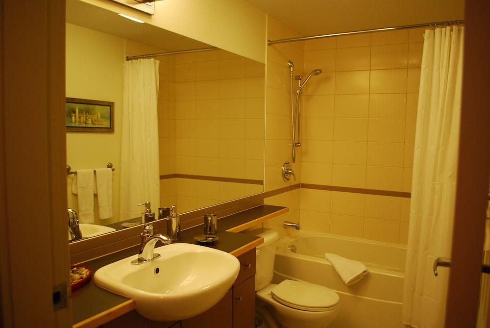 The Corazon by Victoria Royal Vacations