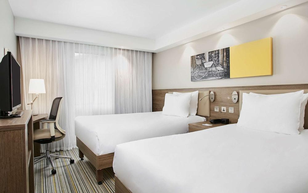 Hampton by Hilton Oxford