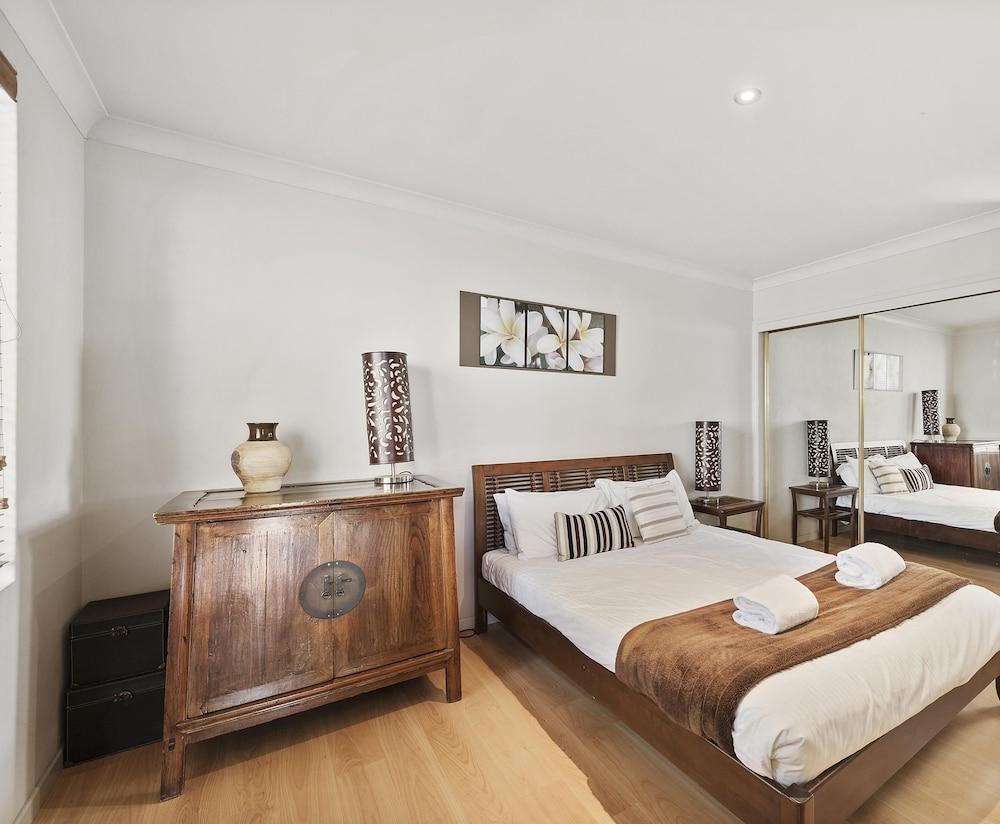 McAuleys Beach House