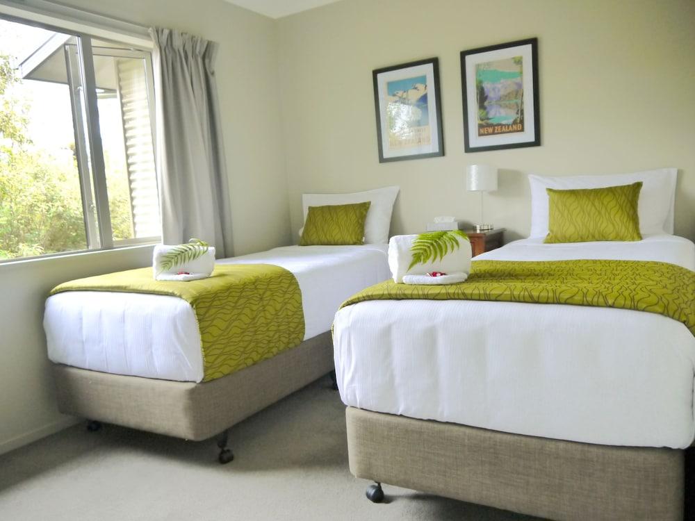 Franz Josef Treetops