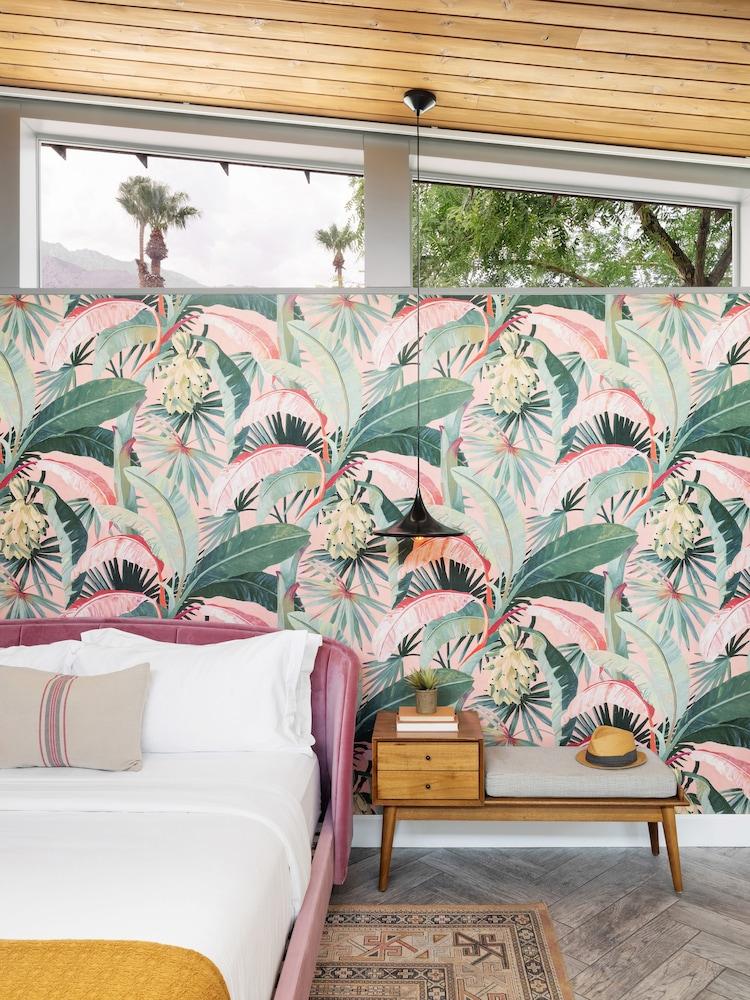 ARRIVE Palm Springs - Adults Only