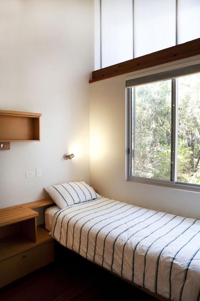 Sunrise at 1770 Holidays