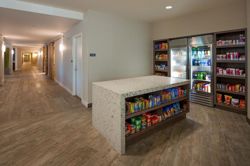 Hyatt House Naples/5th Avenue