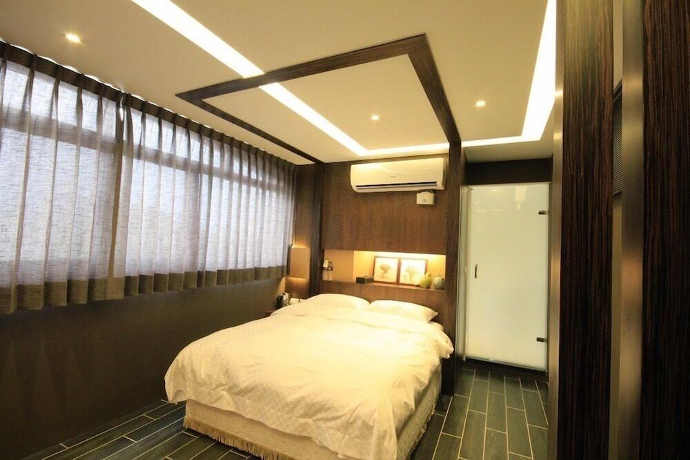 Ease Bed and Breakfast