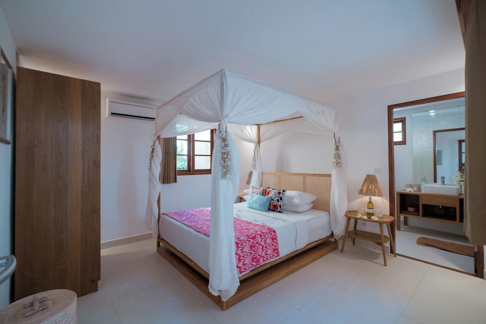 The Gili Beach Resort