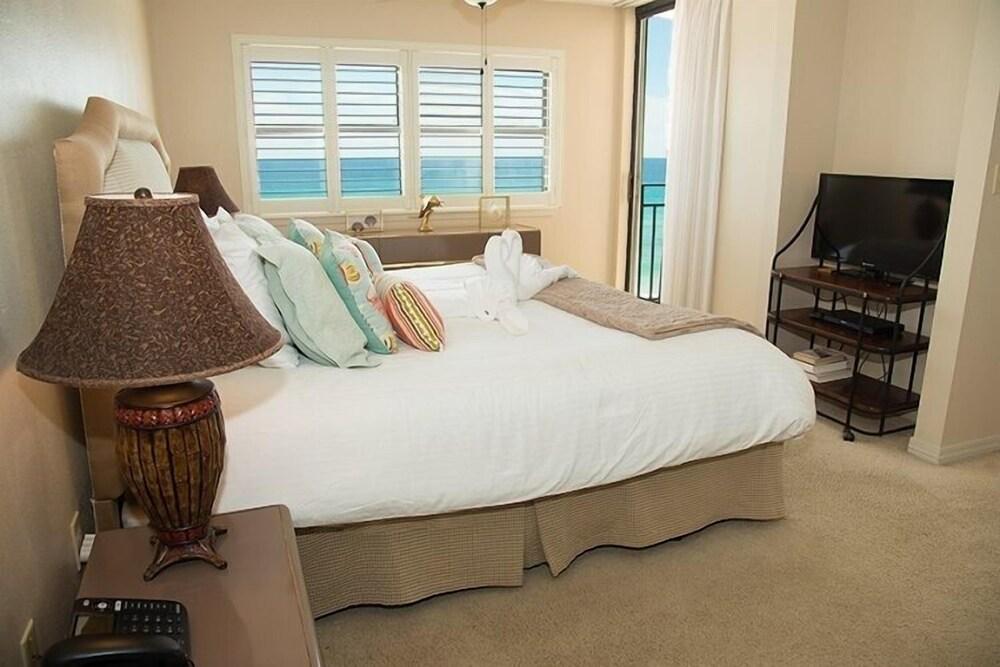 The Nautilus Condominiums