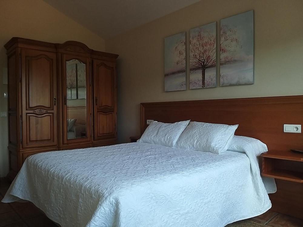 Hostal Restaurante O Cadaval